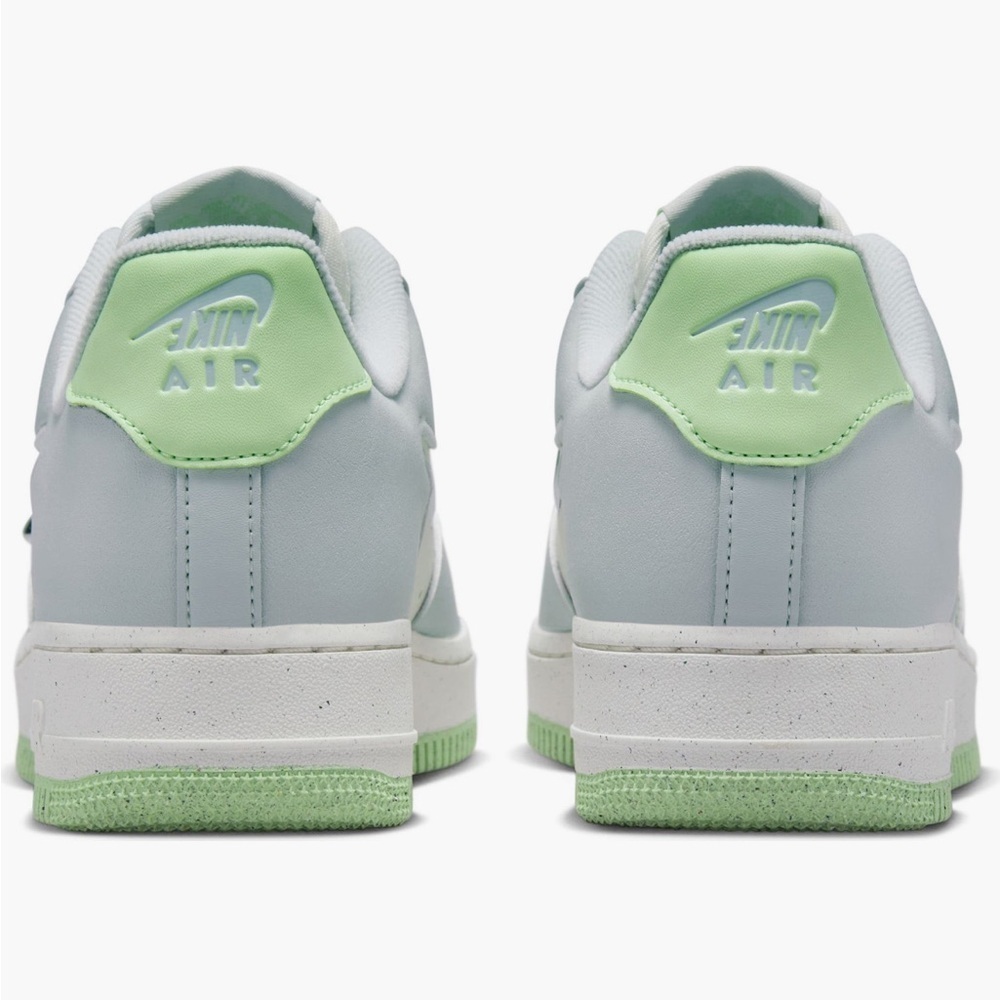 Nike Air force 1 se
Sea glass
Brand new - Picture 10 of 14